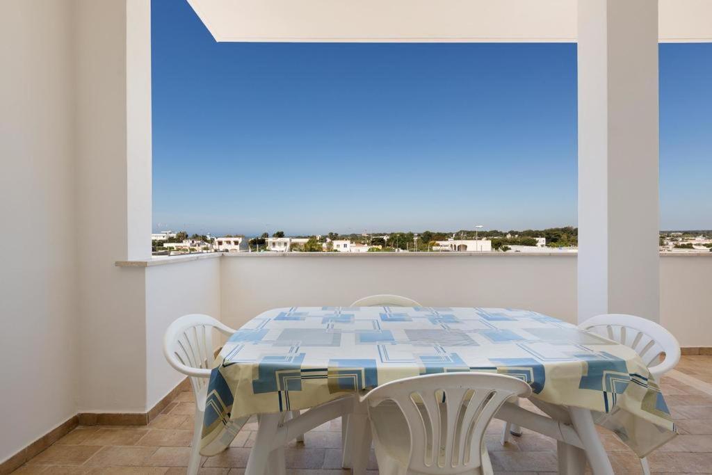 Casa Vacanza Mare Blu Torre Lapillo Ngoại thất bức ảnh
